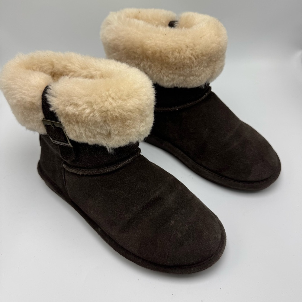 Bearpaw Abby Hickory Boots Brown Suede Boot Women’s Size 8 Shearling Trim Winter